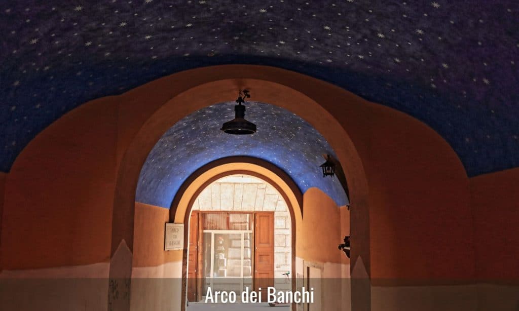 Archway of Arco dei Banchi-canva