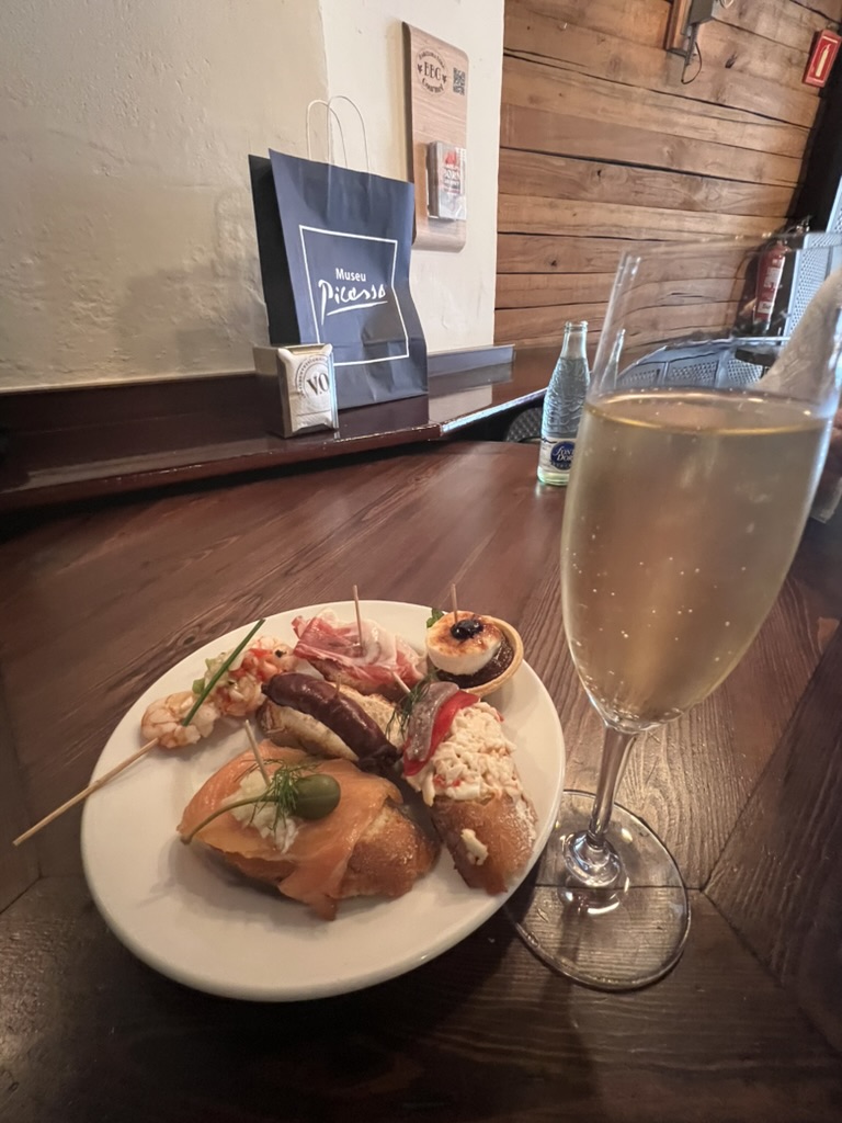 Tapas and Cava in Barcelona
