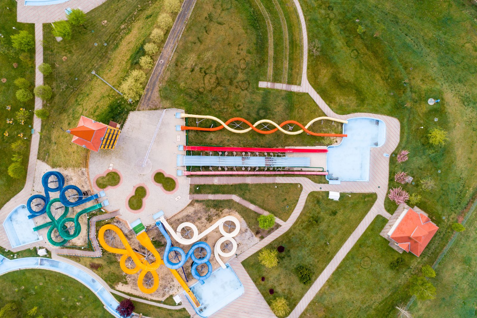Aerial view of a water park's slides and pools