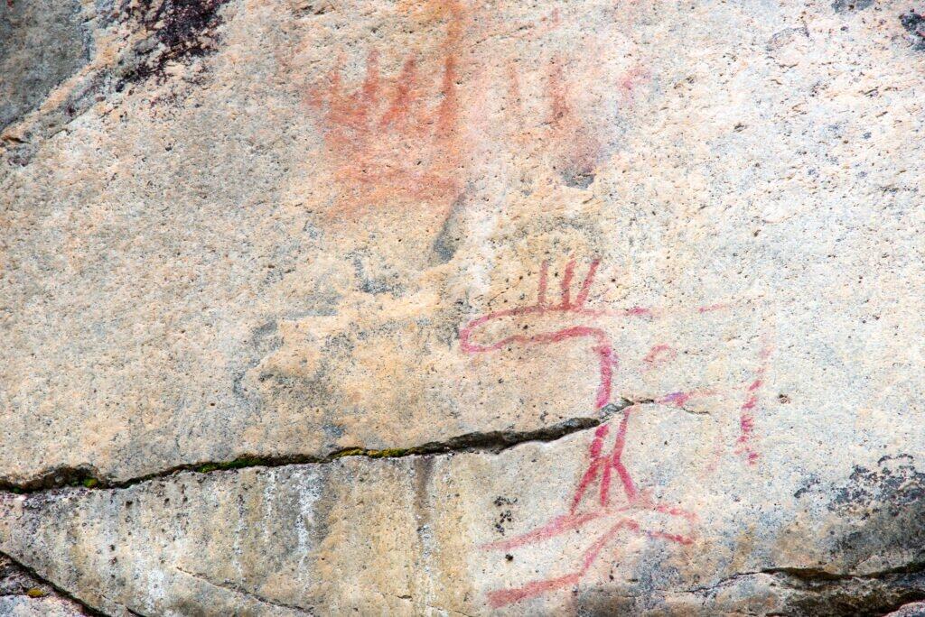 Astuvansalmi rock paintings